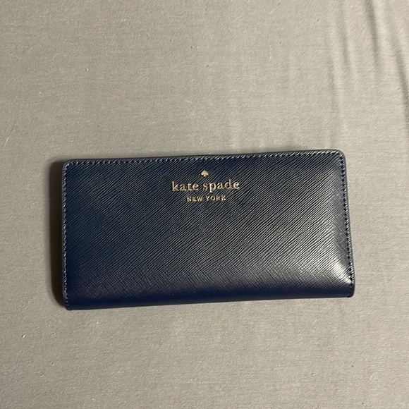 Kate Spade camera bag w/wallet - Picture 13 of 14